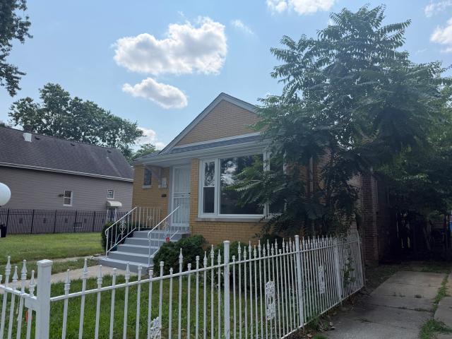 House for sale in Chicago Park, Illinois
