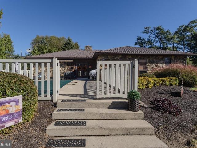 House for sale in Upper Strasburg, Letterkenny Township