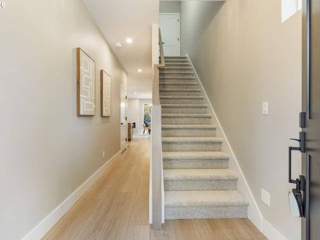 Townhouse for sale in Southgate, Milwaukie