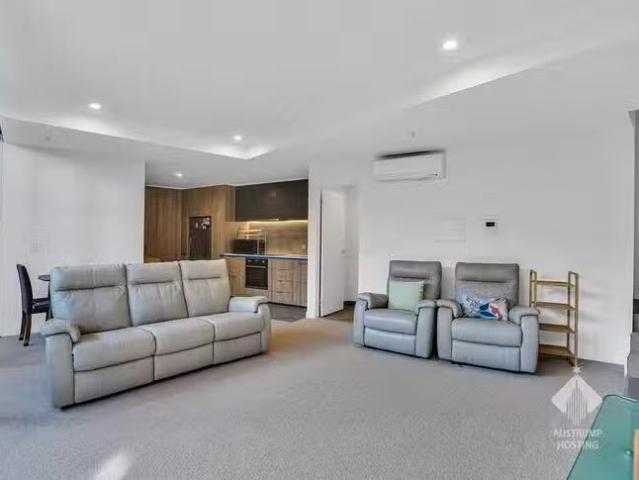 Apartment for rent in Carlton