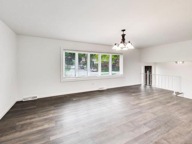 House for sale in Oak Lawn, Cook County