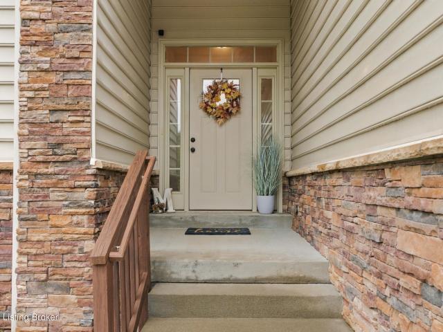 House for sale in Mount Washington, Bullitt County