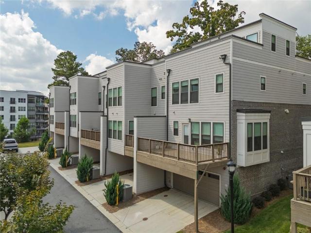 Townhouse for sale in Atlanta, Georgia