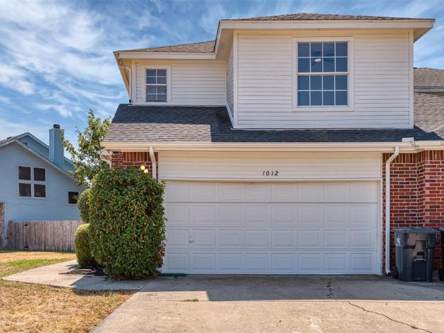 House for sale in Arlington, Tarrant County