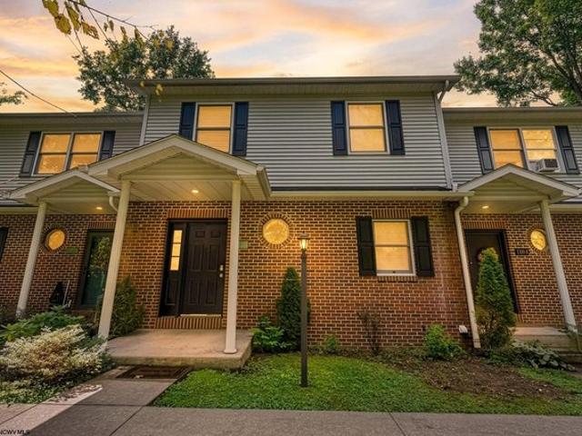 Townhouse for sale in Morgantown, West Virginia