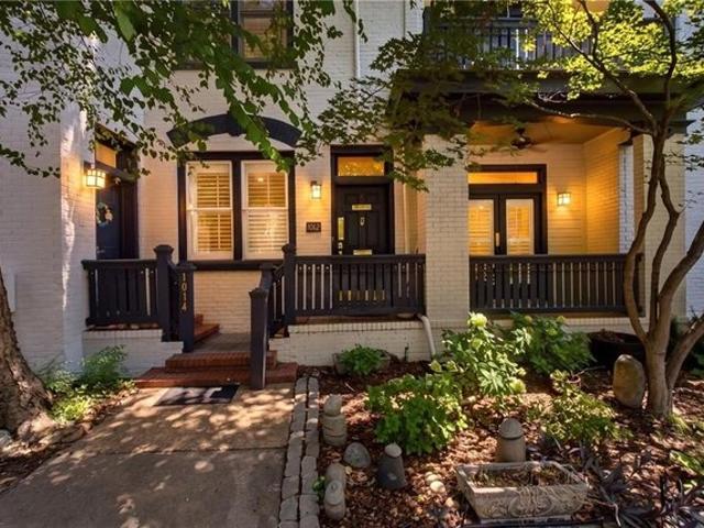 Townhouse for sale in Virginia