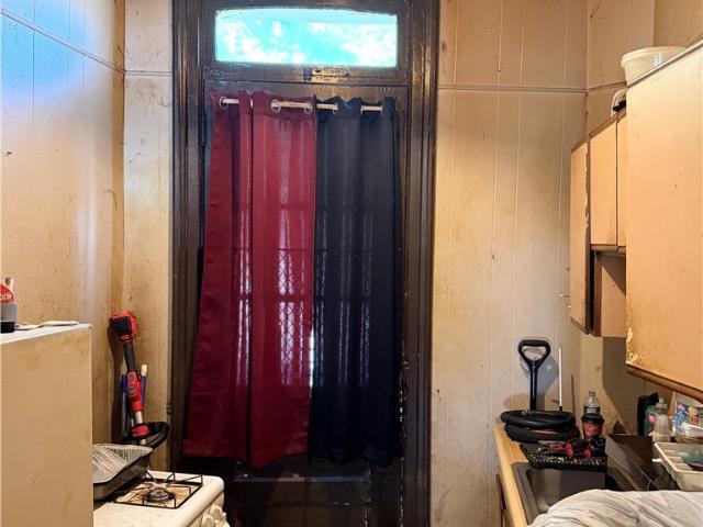 House for sale in City of Utica, Oneida County