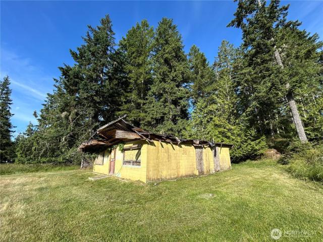 Land for sale in Lakebay