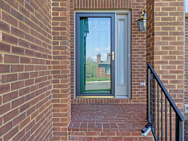 Condo for sale in Richmond Condo for sale in Richmond