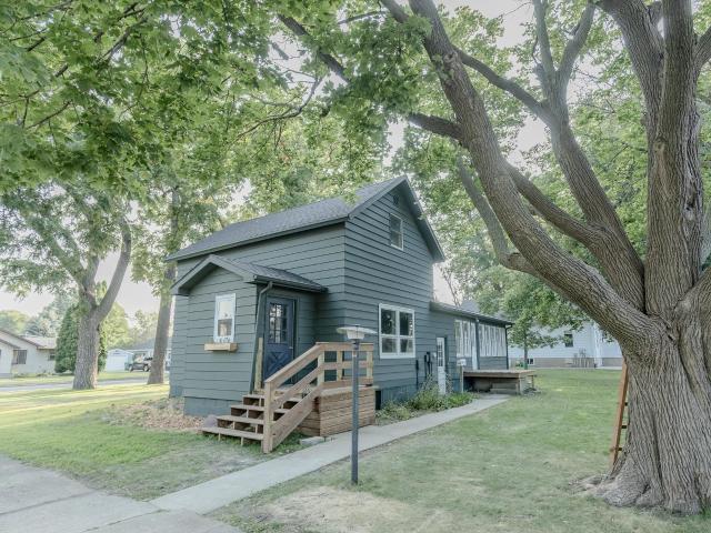 House for sale in Milford, Iowa