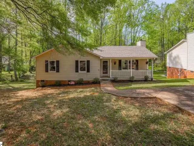 House for sale in Taylors