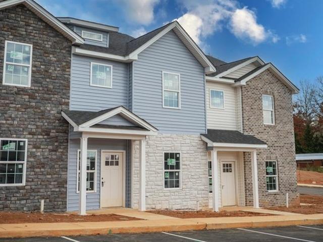 Townhouse for sale in Virginia