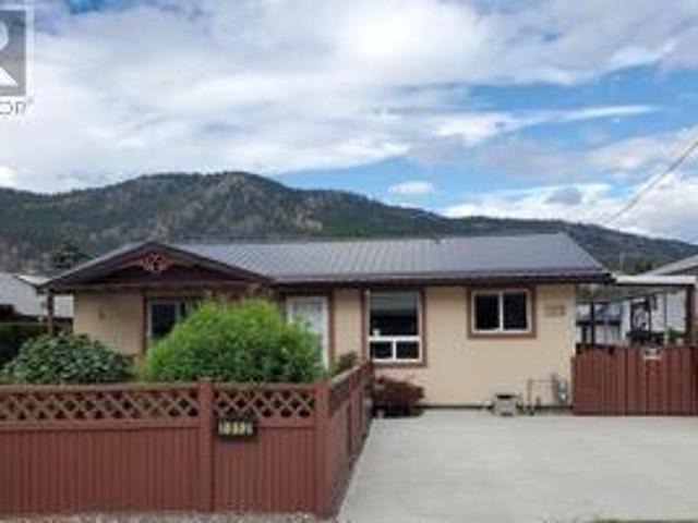 House for sale in Okanagan Falls