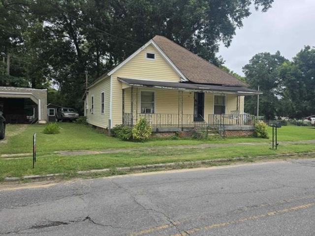 House for sale in Tuscumbia, Alabama