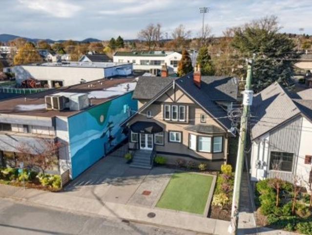 House for sale in Victoria, British Columbia