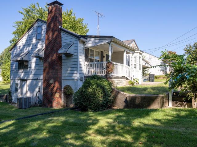 House for sale in Randolph, Illinois