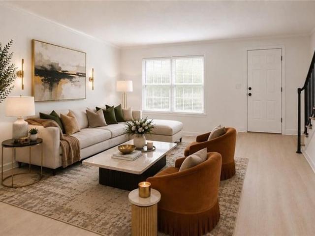 Townhouse for sale in Stone Mountain, Georgia