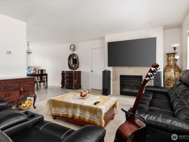 House for sale in Oak Harbor, Washington