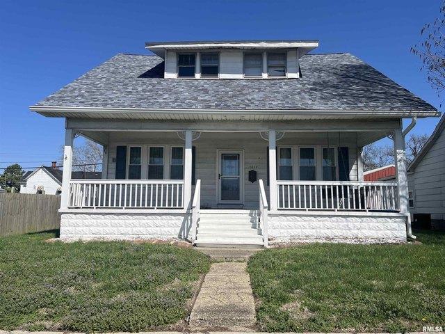 House for sale in Eldorado, Illinois
