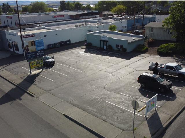 Commercial for sale in Oregonia