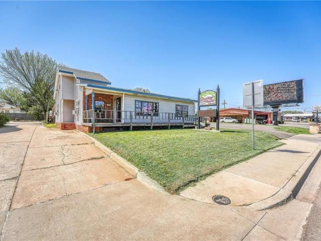 Commercial for sale in Elk City, Oklahoma
