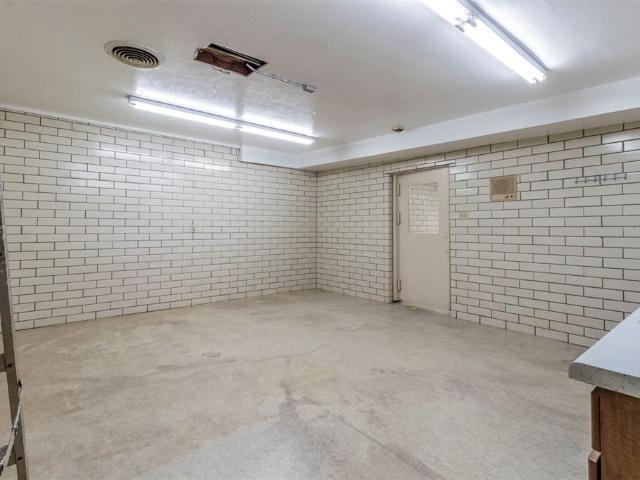 Commercial for sale in Arlington, Texas