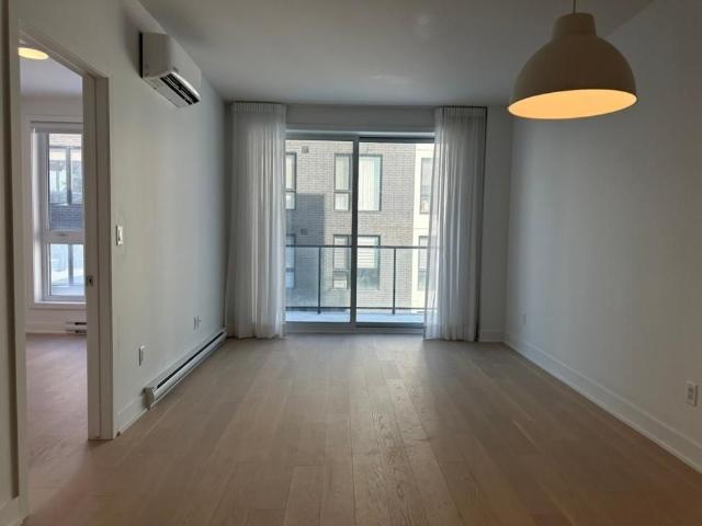 Apartment for rent in St. Leonard's, Quebec