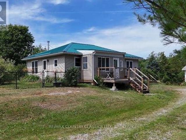 House for sale in Addington Highlands, Ontario