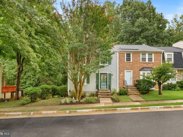 Townhouse for sale in Virginia