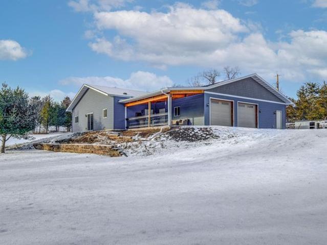 House for sale in Saint Croix, Wisconsin