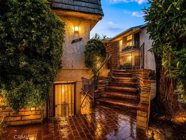Condo for sale in Glendale, California