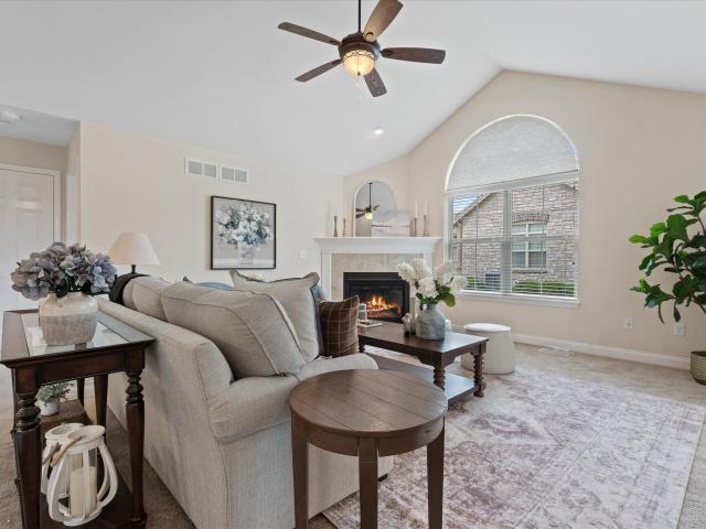 Condo for sale in Oconomowoc, Wisconsin