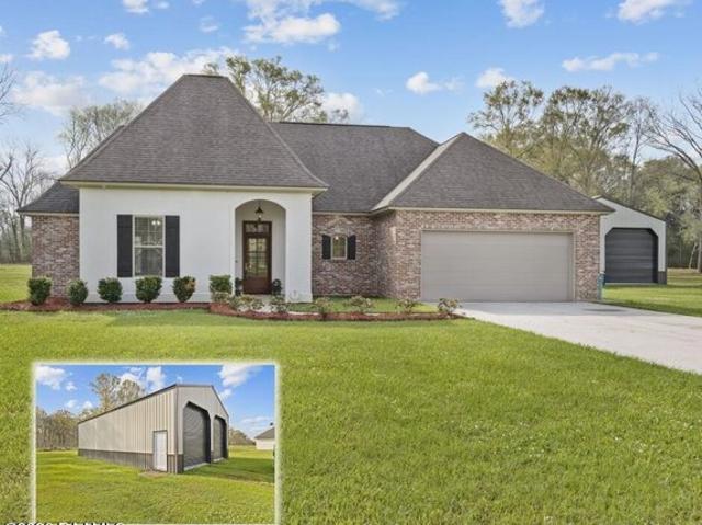 House for sale in Saint Martin, Louisiana