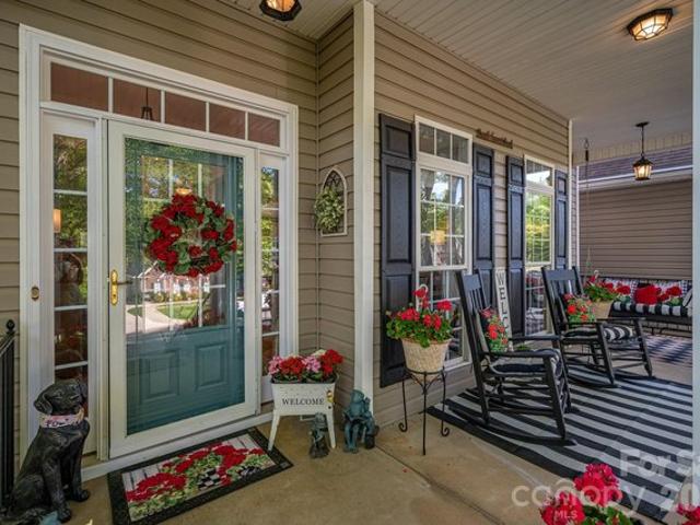 House for sale in Lowell, North Carolina