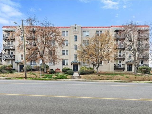 Condo for sale in Guilford, North Carolina