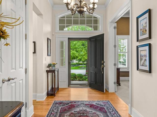 House for sale in Inverness, Illinois