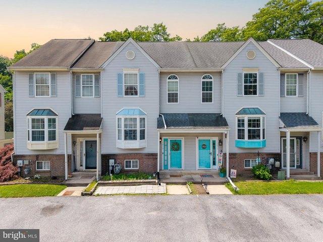 Townhouse for sale in Delaware