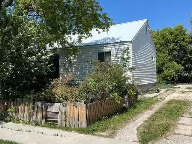 House for sale in East St. Paul, Manitoba