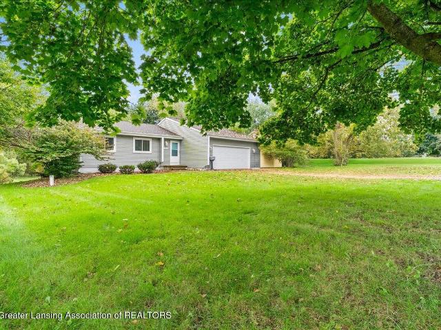 House for sale in DeWitt, Clinton County