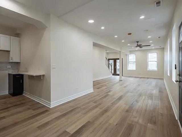 House for sale in Chicago Park, Illinois