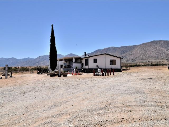 House for sale in Littlerock, California