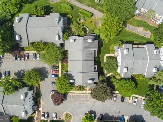 Condo for sale in Virginia