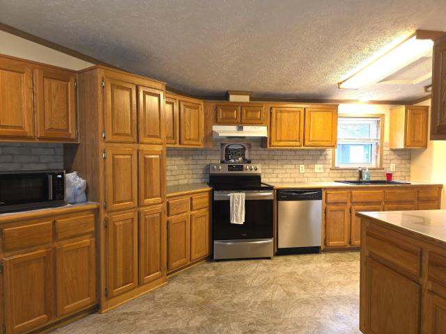 House for sale in Stark City, Missouri