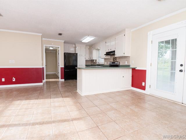 House for sale in Cottonwood, Alabama
