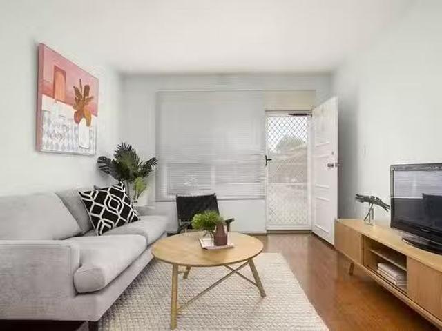 Apartment for rent in West Footscray
