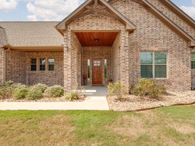 House for sale in King Oaks, Iola