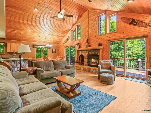 House for sale in Hazelhurst, Wisconsin