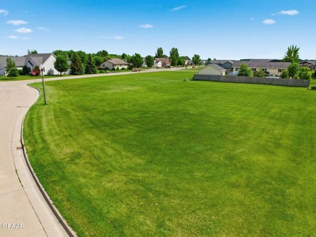 Land for sale in East Grand Forks, Minnesota