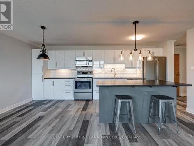 Condo for sale in London, Southwestern Ontario