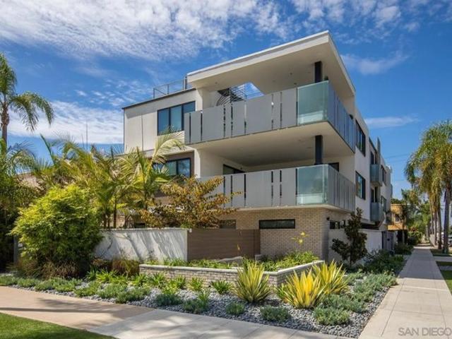 Condo for sale in Coronado, California